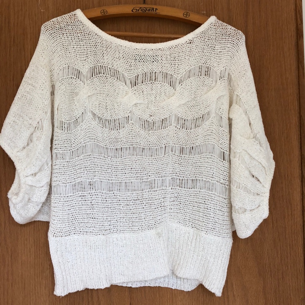 Bat wing sleeve cream knit top